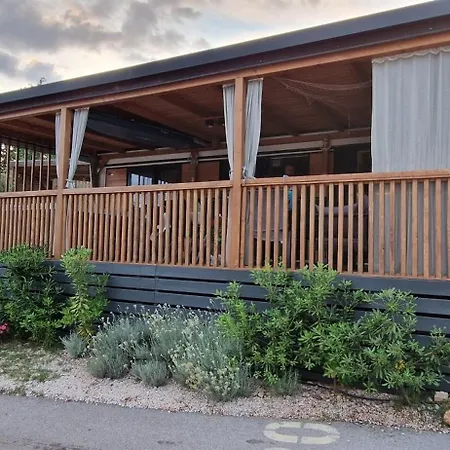 Mobile home KMZ Selce Extérieur photo